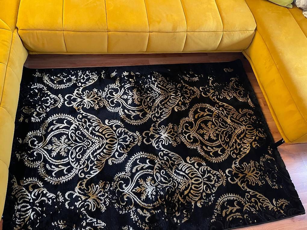 Tappeti: Schwarz/gold Teppich – Usato da Fislisbach venduto da mir_6dyx
