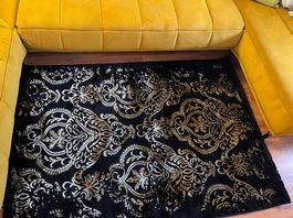 Schwarz/gold Teppich