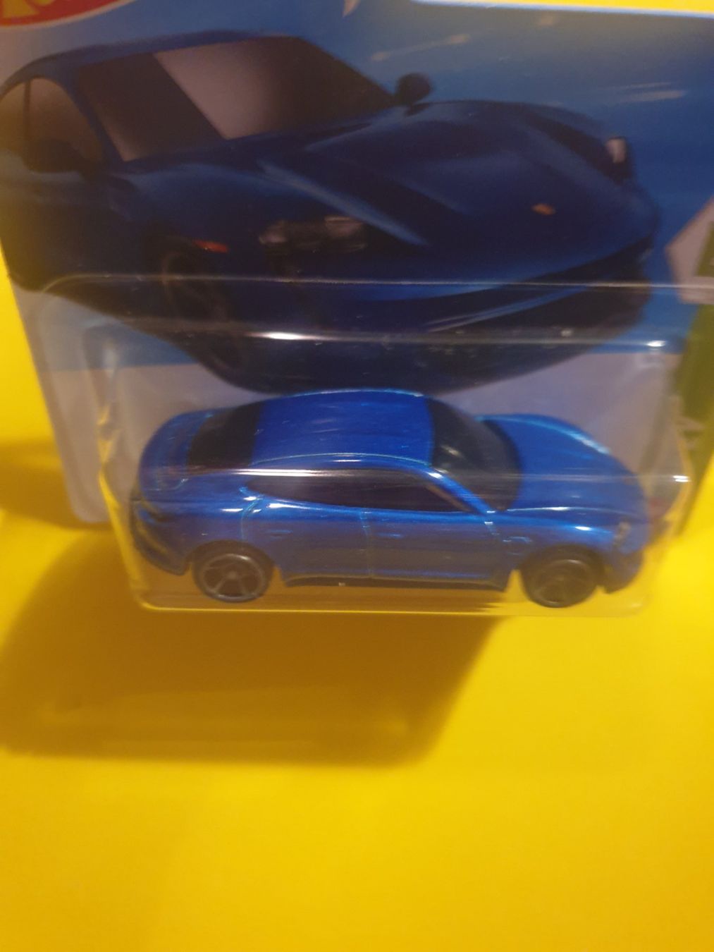 Hot Wheels Modellini d'auto: Hot Wheels PORSCHE TAYCAN TURBO S – Nuovo e nell'imballaggio originale da Oftringen venduto da Rotor 3