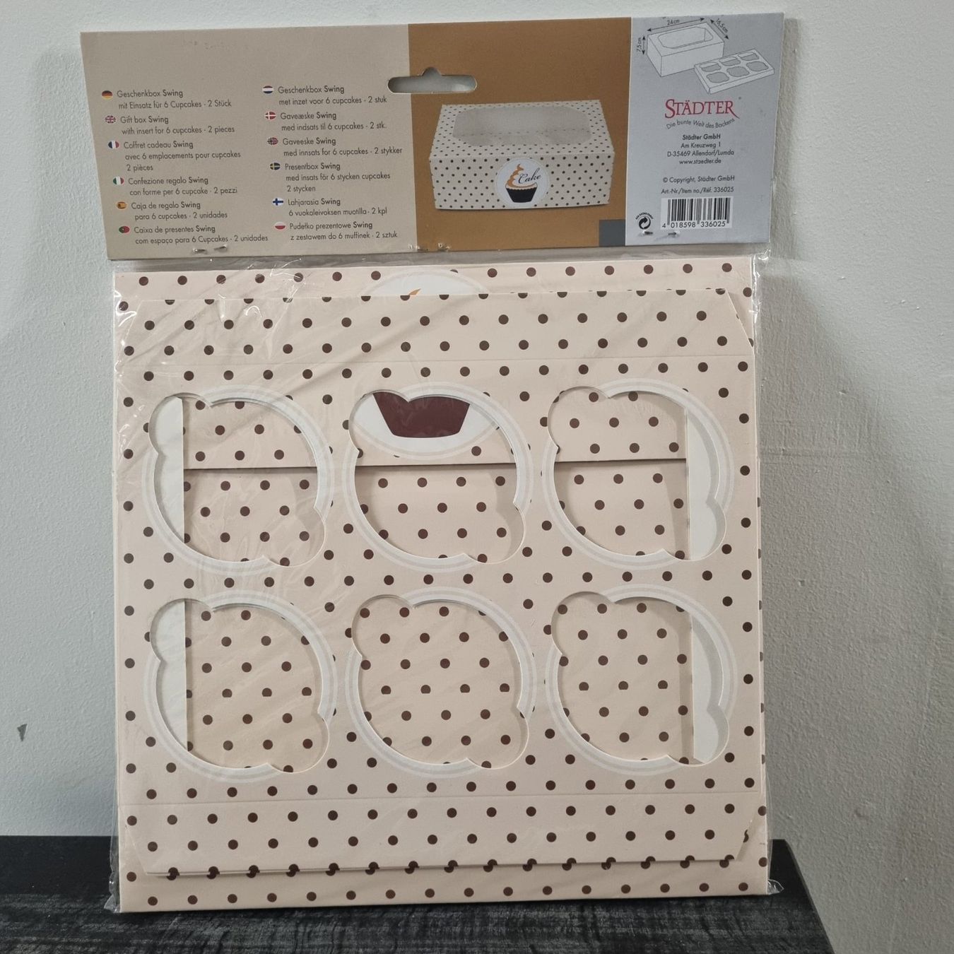Contenitori & Simili: Städter Cupcake Boxen Swing, 2 Stk., Neu & Originalverpackt – Nuovo e nell'imballaggio originale da Luzern venduto da kon_j7zt 2