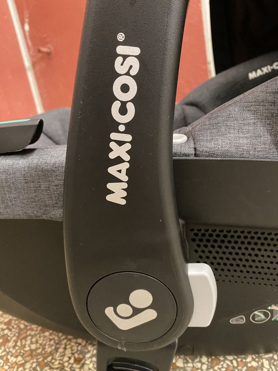 Maxi-Cosi Seggiolini per auto: Maxi-Cosi Babyschale CabrioFix S – Usato da St.Gallen venduto da kingsamas 7