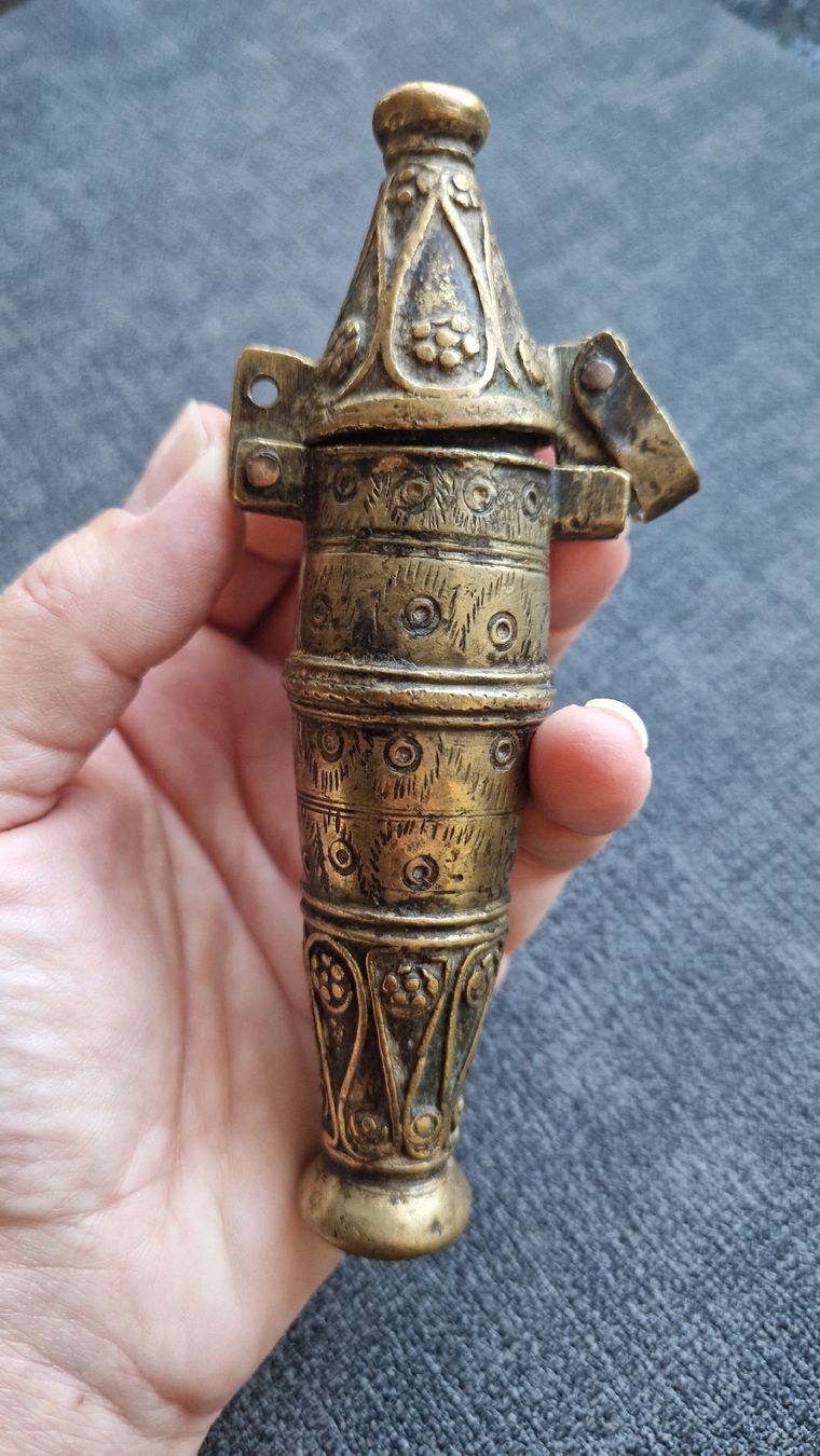 Tutte le decorazioni: Antike Messingdose mit Gravur, Vintage – Usato da Titterten venduto da Neleh82 5