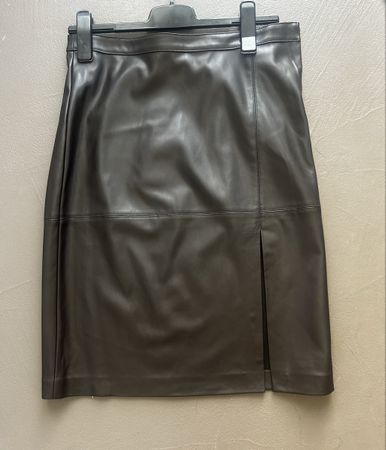 Kunstleder Jupe mit Schlitz m