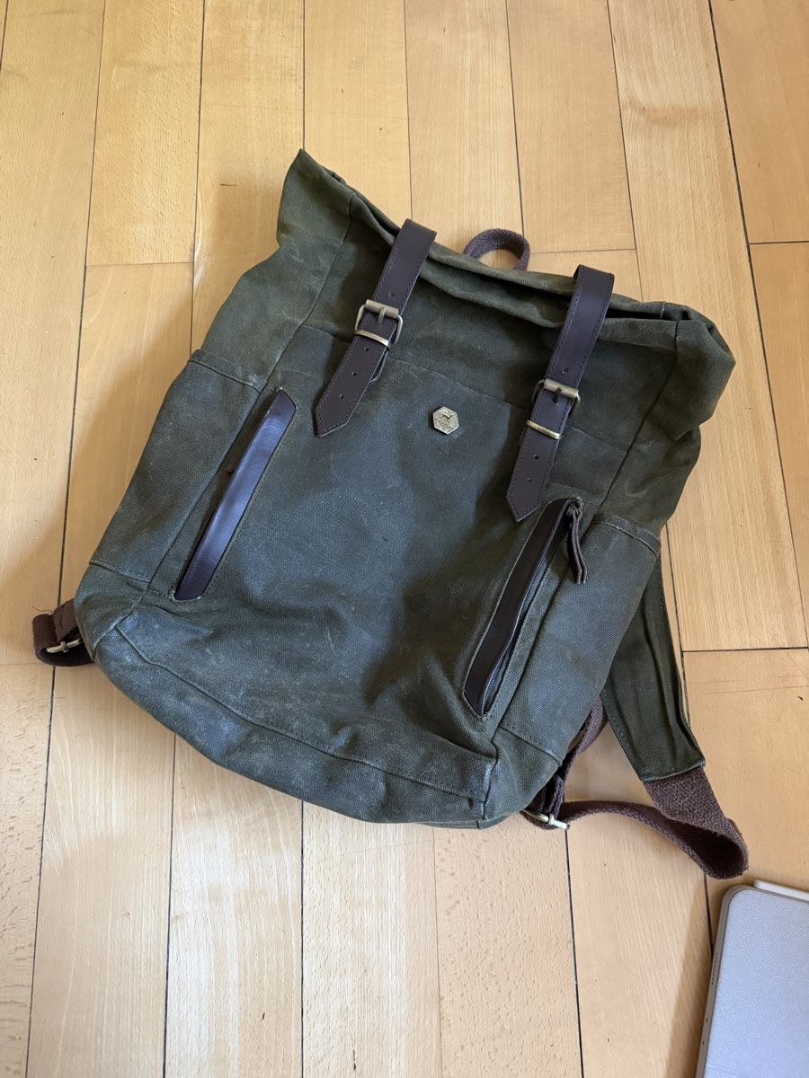 Zaini: Tagesrucksack Waxed Canvas  – Usato da Basel venduto da schaeryo