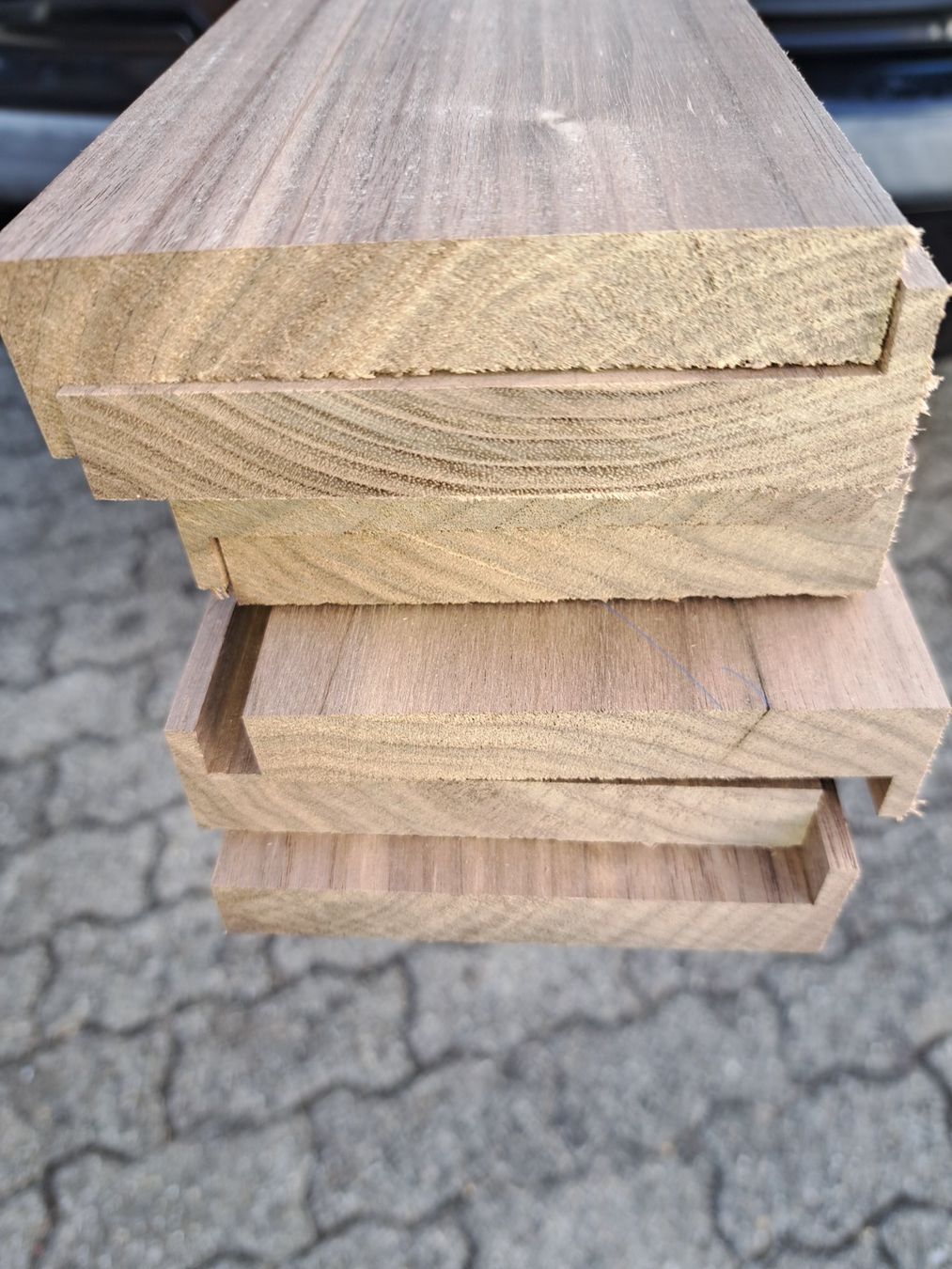 Articoli in legno: Nussbaum/ Bretter/ Drechseln/ Schnitzen – Nuovo e nell'imballaggio originale da Wetzikon ZH venduto da regler 1