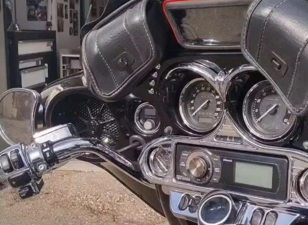 Harley-Davidson Touring: Harley davidson street glide cvo bagger – Usato da La Chaux-de-Fonds venduto da har_h7mq 3