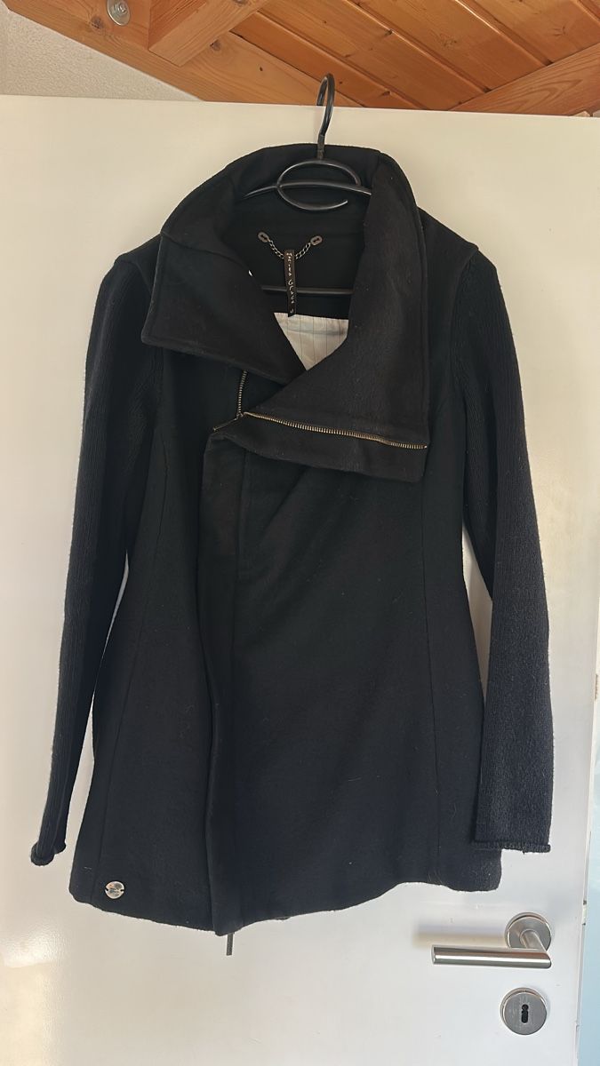 Manila Grace Giacche: Jacke Manila Grace, Materialmix, Gr 36 – Nuovo (secondo la descrizione) da Bazenheid venduto da ManilaGrace