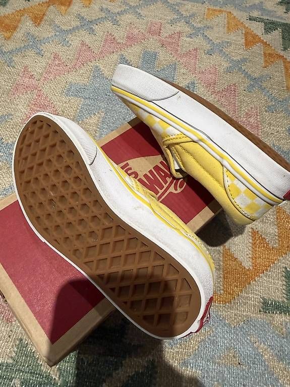 Scarpe per ragazzi: Kinder Vans Classic Slip Ons 28  – Usato da Rüschlikon venduto da ttchan 1