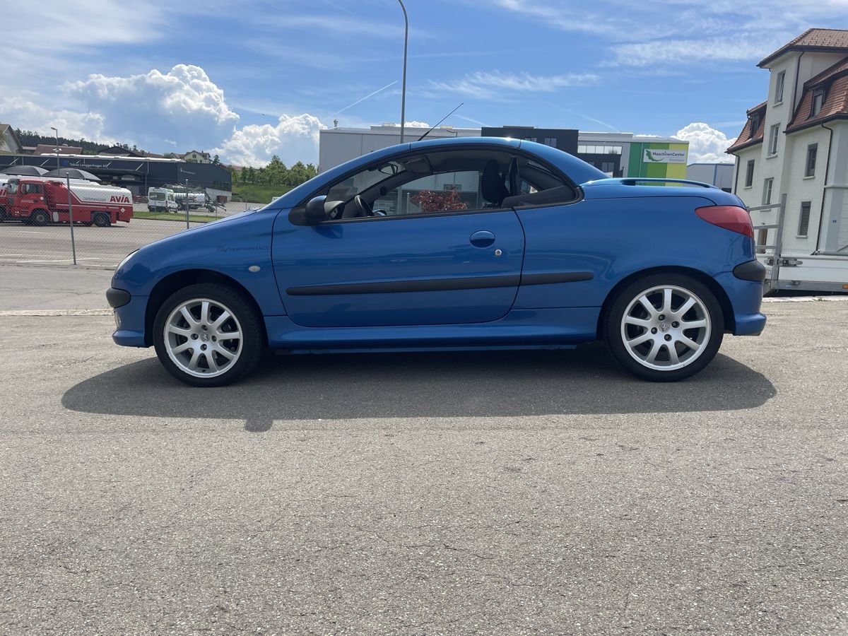Peugeot Autos: Peugeot 206 2.0 Cabrio – Gebraucht aus Steinach von  7