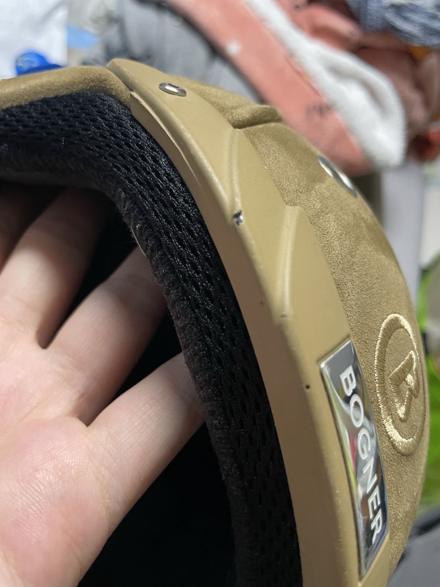 Bogner Helme: BOGNER Helm – Gebraucht aus Lenk im Simmental von banane50626 3