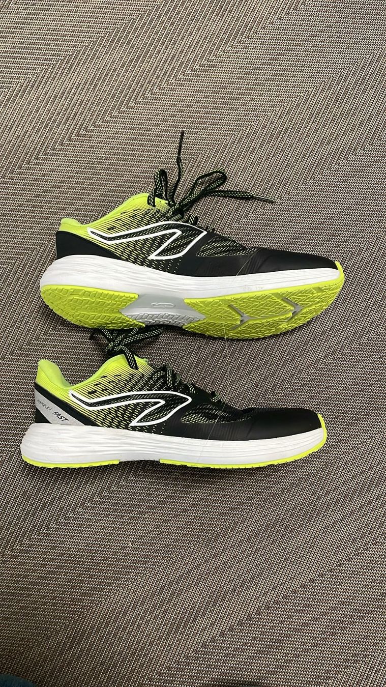 Decathlon Scarpe da uomo: Allround Sportschuhe Decathlon – Usato da Ennetbaden venduto da rossy2312 1