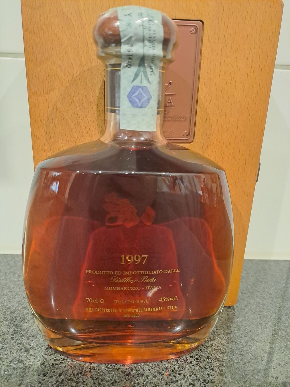 Berta Bevande alcoliche: Berta Grappa Maggia 1997 mit OHK – Nuovo e nell'imballaggio originale da Elsau venduto da Kellerraeumung 4