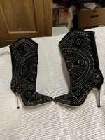 Schwarze Nieten Stiefeletten Gr. 36, High Heel