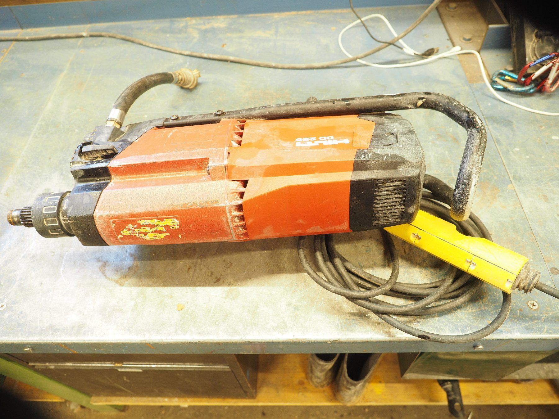 Hilti Bohrmaschinen: Diamantbohrgerät HILTI DD250 – Gebraucht aus Arboldswil von Alexis46 2