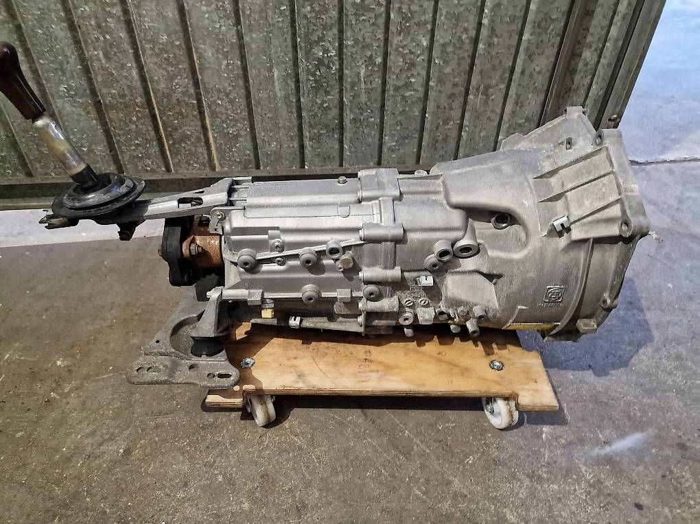 Tutti pezzi di ricambio auto: Bmw e46 Getribe ZF 6 Gange  – Usato da Niedergösgen venduto da Zecinha 2