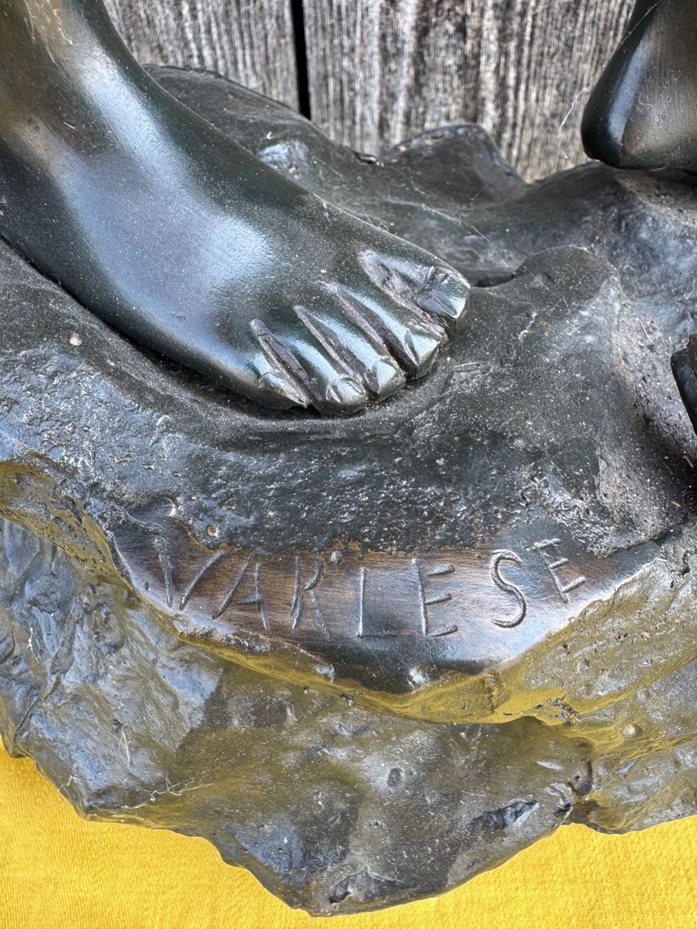 Figuren: Bronze Statue Junge mit Fisch und Krabben – Gebraucht aus Sachseln von BONATI01 4