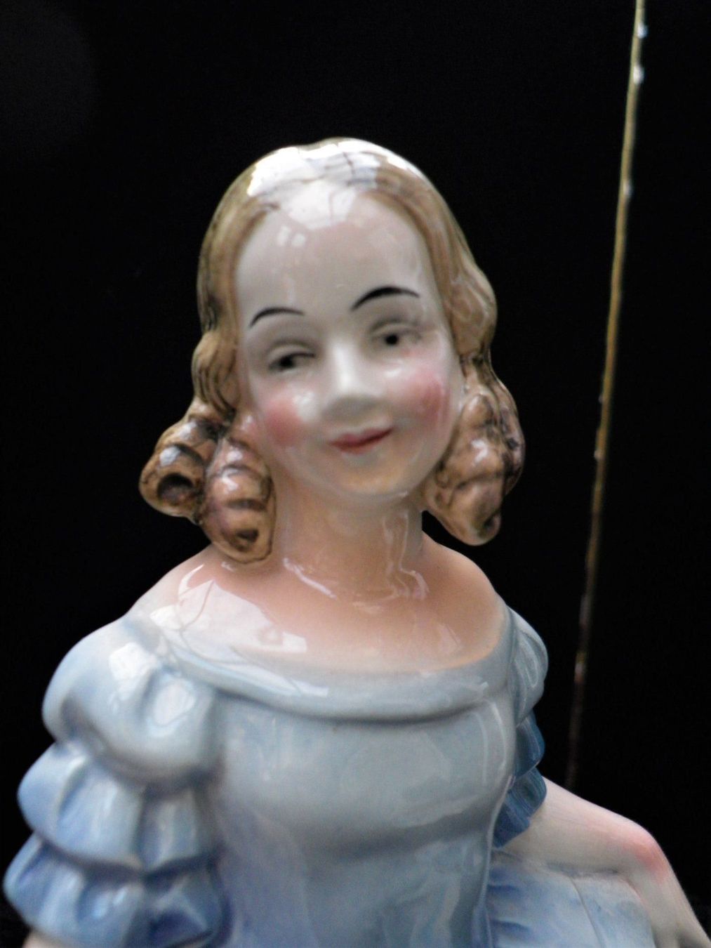 Figuren: Porzellan-Figur junge Lady – Gebraucht aus Reinach BL von Annodomini 6