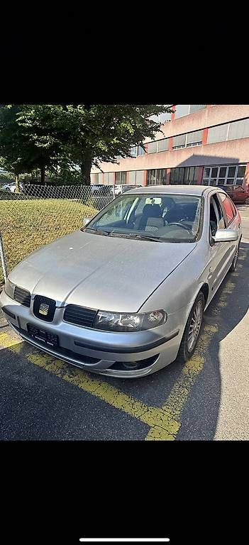 Automobili: Seat Leon 1.8T  – Usato da Pfäffikon ZH venduto da adi_7hgw