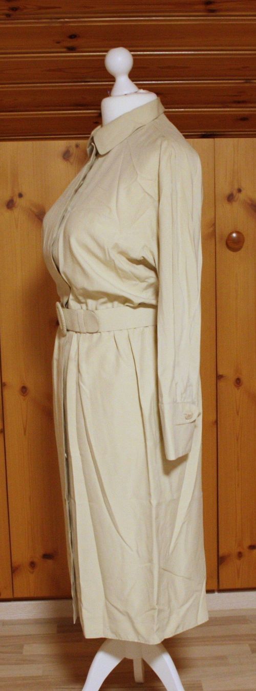 Vestiti: Kleid AKRIS beige Gr. 42 – Usato da Flüelen venduto da Diversicum-Vintage 3