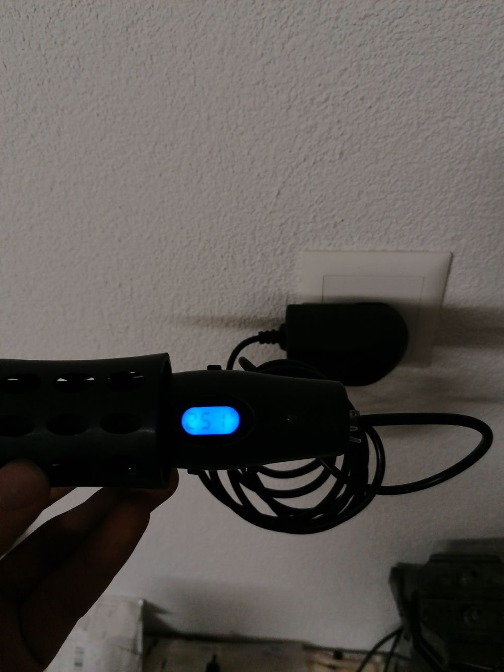 Altri Prodotti per fumatori: Tragbarer Vaporizer Vapir O2 Mini – Usato da Erlinsbach venduto da relectron 1