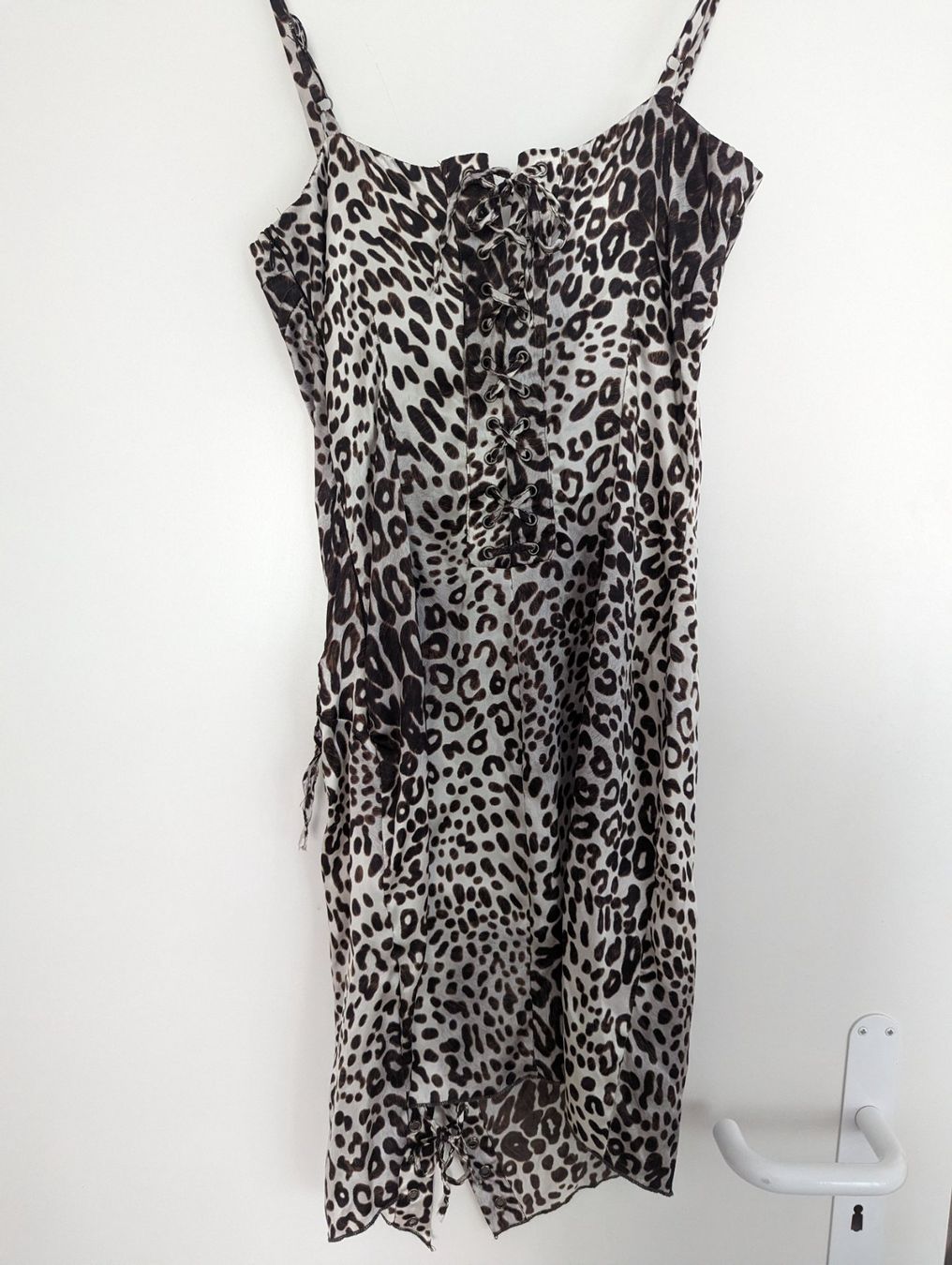 Guess Kleider: Kleid Leoprint Marke Guess, Gr. S, Neu – Neu (gemäss Beschreibung) aus Chur von Ronja777 9