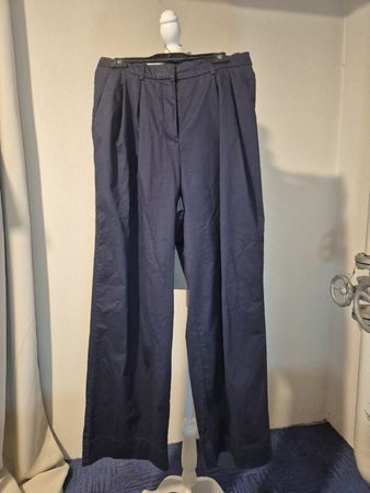Stoffhose C&A dunkelblau Grösse 40 sehr guter Zustand