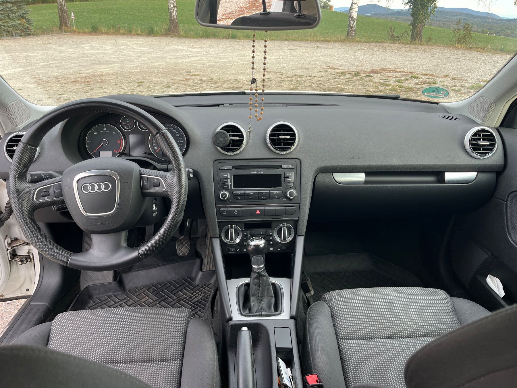 Audi Autos: Audi A3 1.6 TDI Attraction – Gebraucht aus Schaffhausen von isa_75rk 5