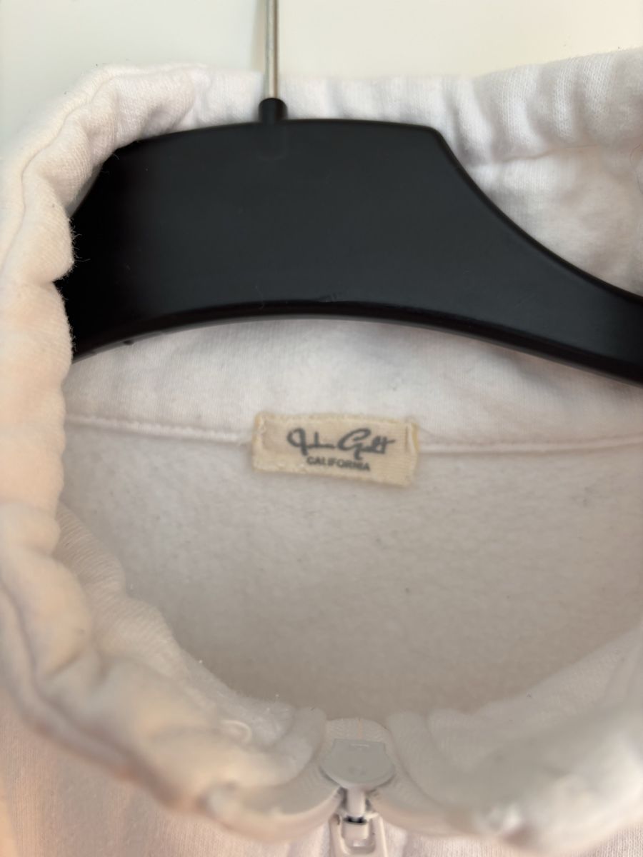 Brandy Melville Pullover & Sweatshirts: Pullover Brandy Melville – Gebraucht aus Winterthur von leimaj 2