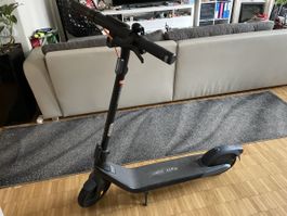E- Scooter,  E2 Pro -  Top Zustand! Bereit für den Frühling!