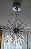 Deckenleuchte mit vielen Glasstangen