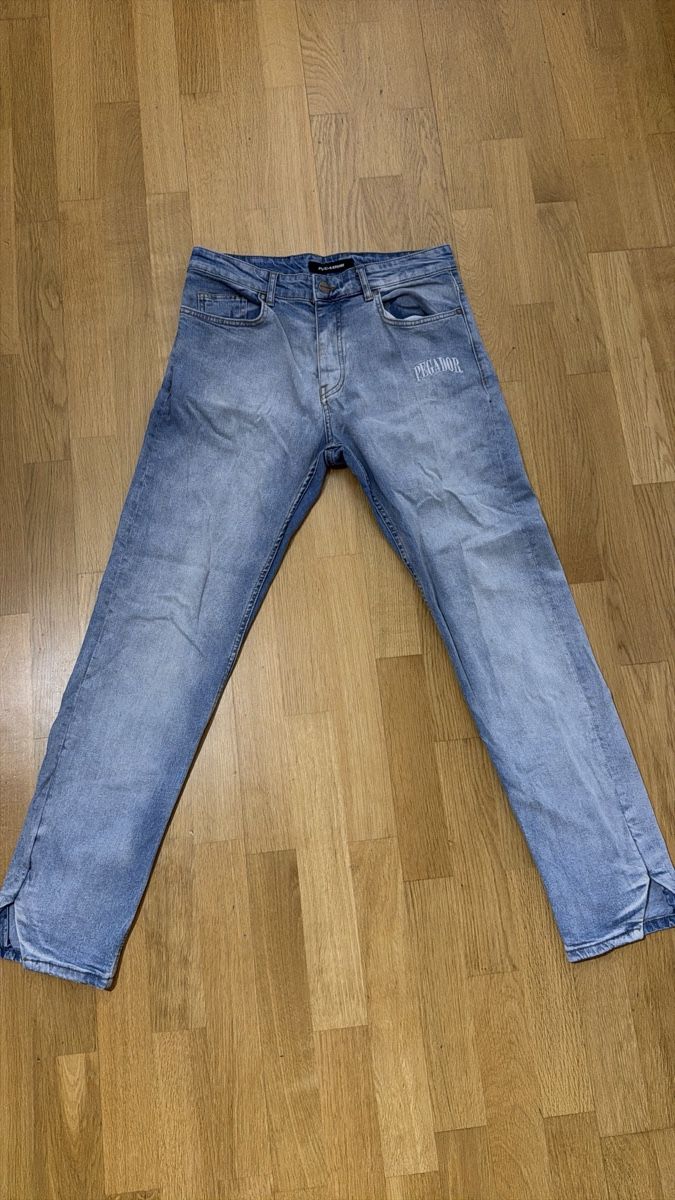 Pegador Jeans: Pegador Jeans  – Usato da Basel venduto da nicolasschneeberger