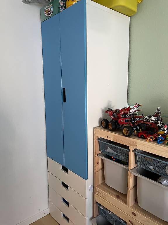 Armadi: Ikea Kinder-Kleiderschrank – Usato da Zofingen venduto da vLo_ur 3