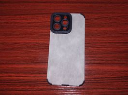 Graue Leder und Silikonhülle für iPhone 16 Pro