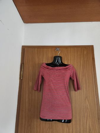 Haut Patrizia Pepe rayé rouge blanc manches courtes S/M