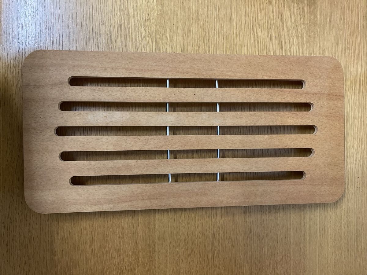 Autres accessoires pour ordinateurs: Holztablett, Betttablett, Frühstücktablett – D'occasion à Spreitenbach par R_1691 2