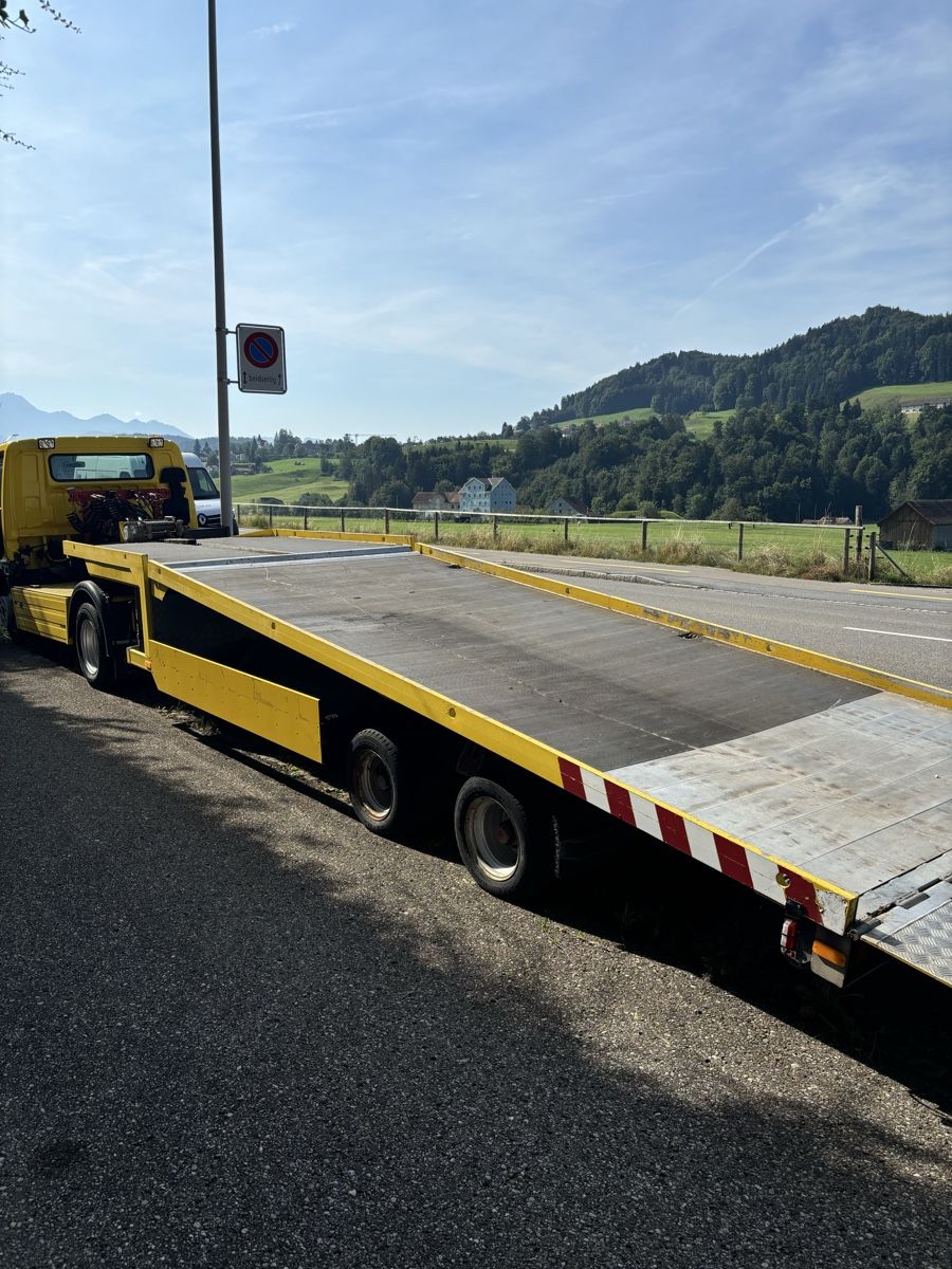 Mitsubishi Nutzfahrzeuge: Mitsubishi Canter Autotransporter  – Gebraucht aus Herisau von 4x4man 5