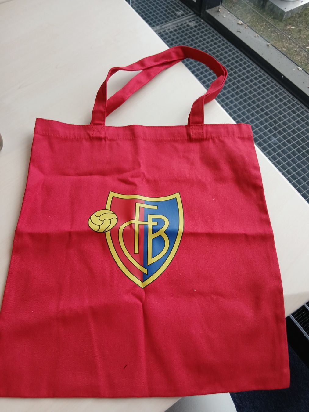 FC Basel Borse: FC BASEL Tasche (Twint) – Nuovo (secondo la descrizione) da Oberglatt ZH venduto da Sandro0124