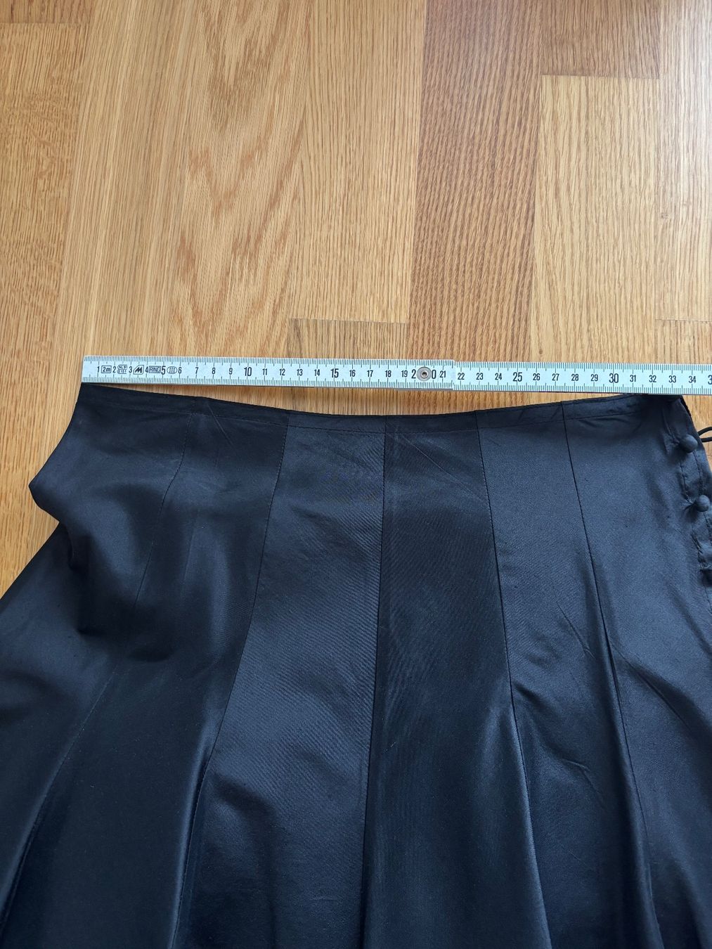 Gonne: Black Skirt, Size XS – Usato da Zürich venduto da luc_hx6g 1