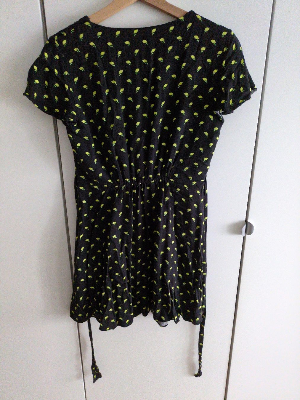 Zara Kleider: Sommerkleid mit Zitronen – Gebraucht aus Olten von Lilliane0 1