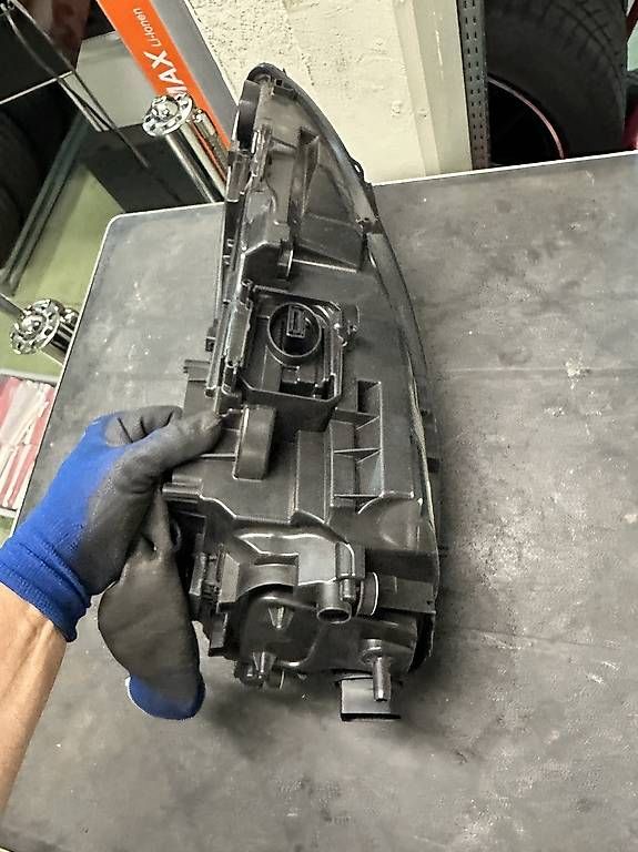 Scheinwerfer: Porsche Macan Scheinwerfer – Gebraucht aus Willisau von JN1984 1