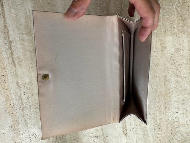 Borse da donna: BORSETTA DA SERA COLOR ARGENTO BELLA CATENA – Usato da Davesco-Soragno venduto da kappas 2