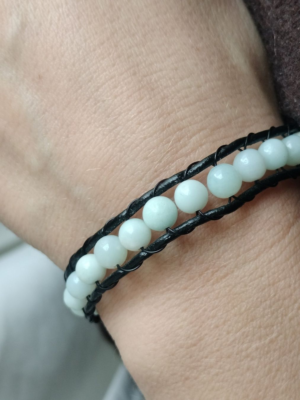 Bracciali & Braccialetti: Amazonit Edelsteinarmband mit schwarzen Leder✨ – Nuovo (secondo la descrizione) da Schwyz venduto da els_7cys 1
