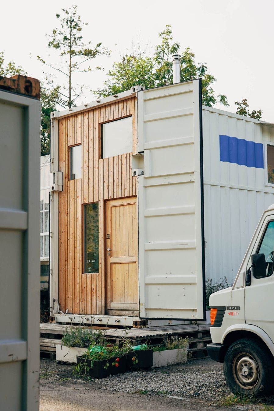 Mobilhome: Tinyhouse aus zweistöckigem Schiffscontainer – Usato da Rebstein venduto da Lucky_Shibby
