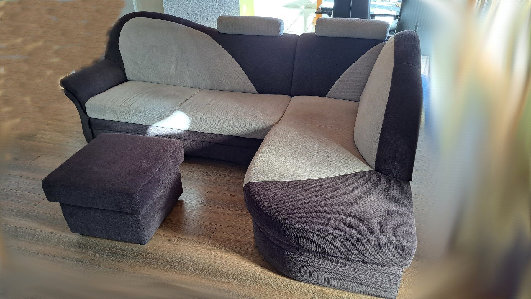 Sofas: Ecksofa mit Hocker und Bettfunktion – D'occasion à Münsingen par Catpro 1