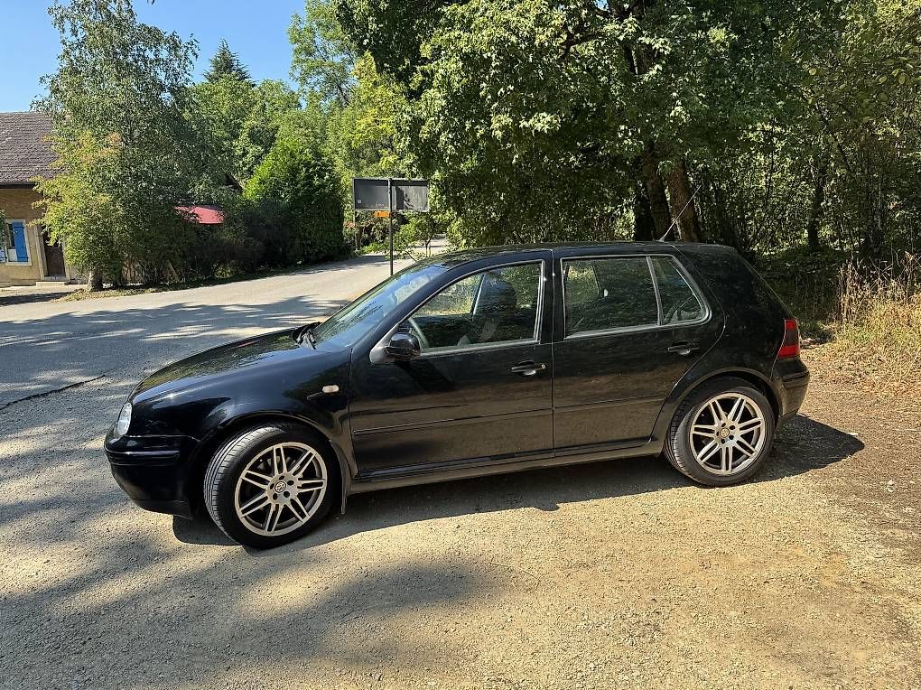 Automobili: VW Golf 1.8 150cv  – Usato da Neuchâtel venduto da NF_ 3