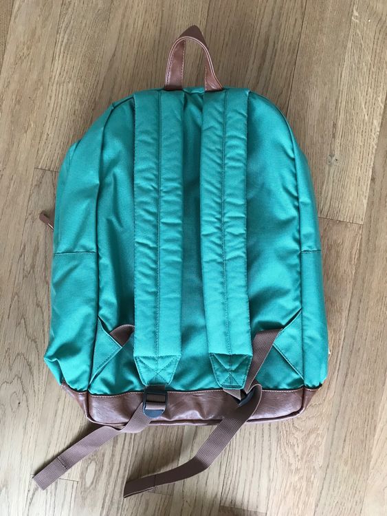 Neuer gr ner Rucksack v Ochsner Sport 45x38cm Acheter sur Ricardo