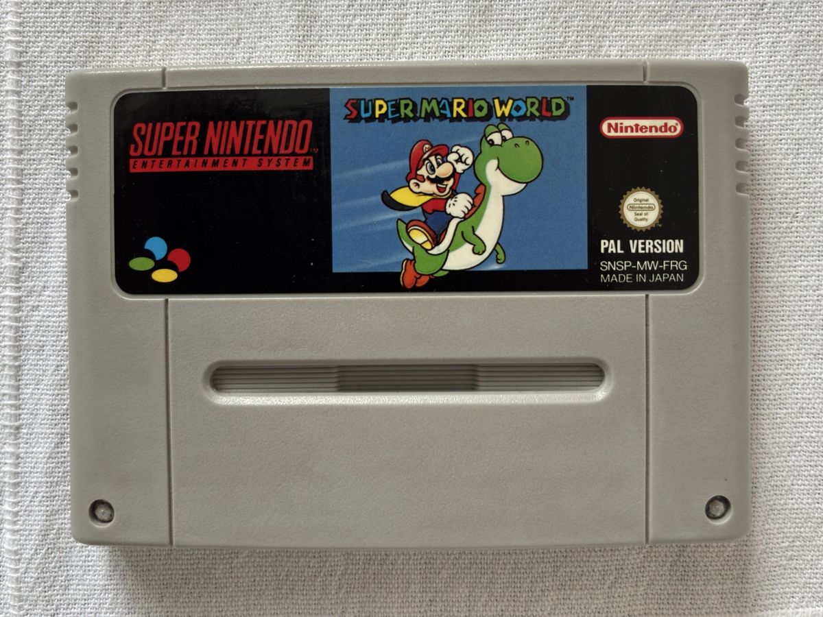 Nintendo Giochi: SNES Super Mario World PAL – Usato da Winterthur venduto da Ricci2012