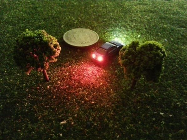 Modellini di ferrovie: 5 Autos mit LED-Beleuchtung Spur N – Nuovo e nell'imballaggio originale da Luzern venduto da Salefactory 2
