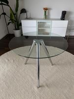 Glass Tisch