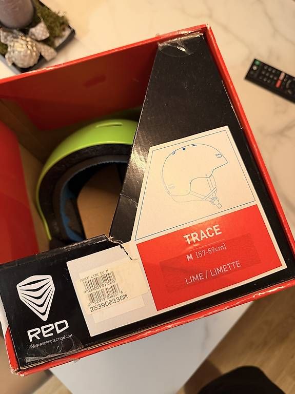 Caschi: RED Skihelm / Snowboardhelm Trace Kinder Grösse M – Usato da Binningen venduto da stu_mb7k 3